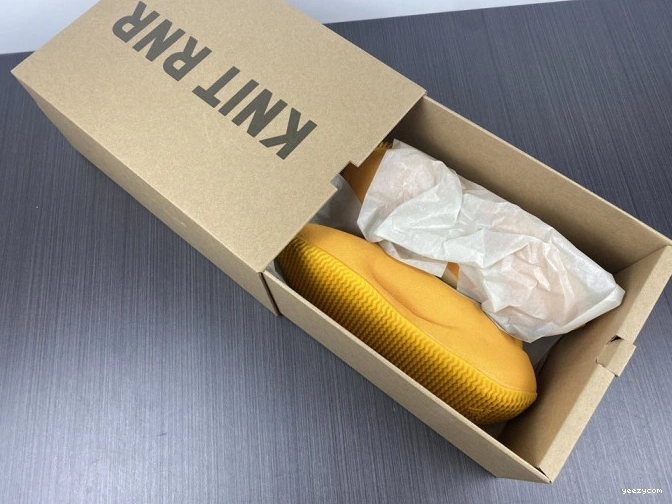 GW5353 Adidas Yeezy Sulfur Knit RNR 1122
